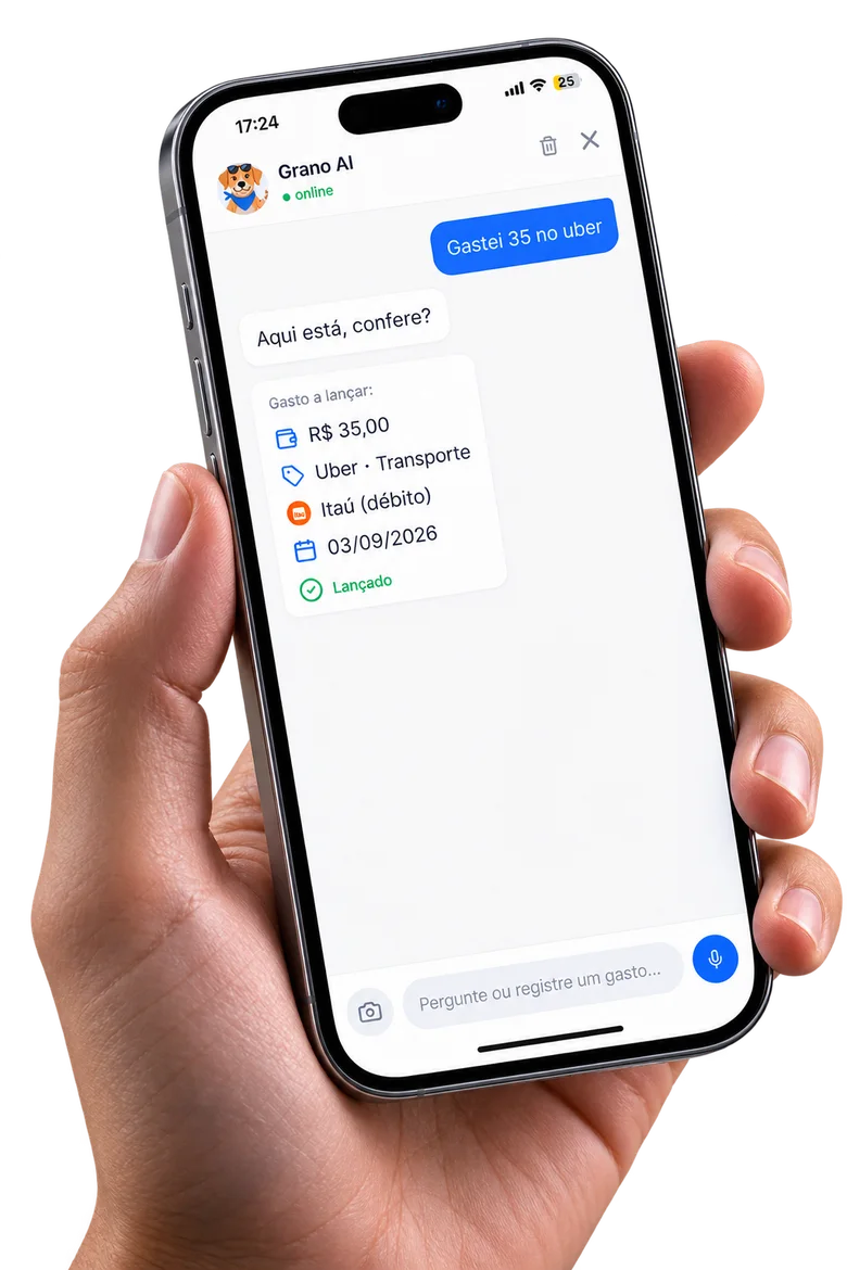 Mão segurando o celular com a conversa da IA do Grano: “Gastei 35 no uber” virou um lançamento confirmado